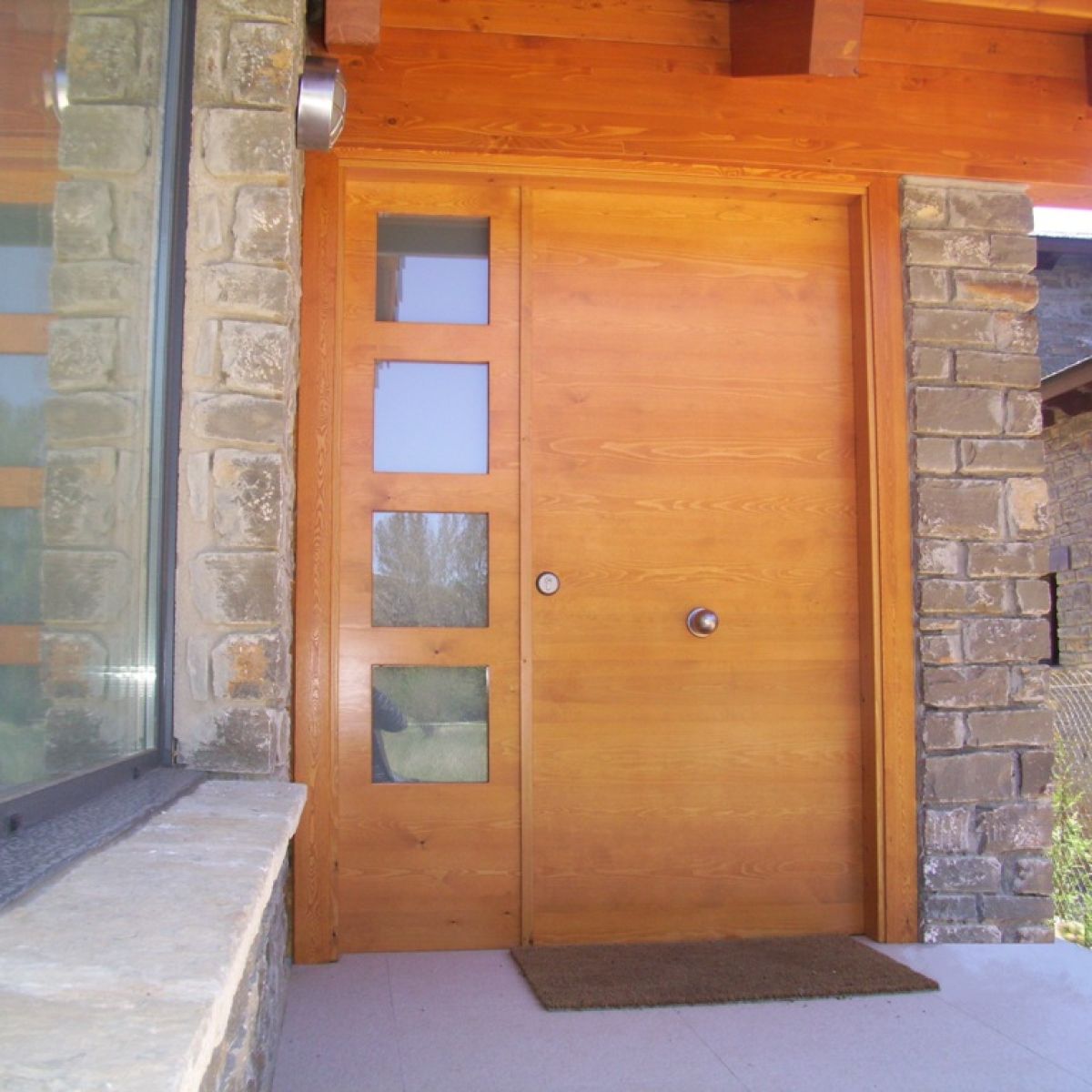 Foto de puerta de entrada