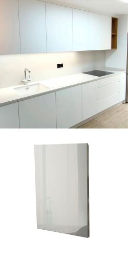 Muestra de pintura de color para madera